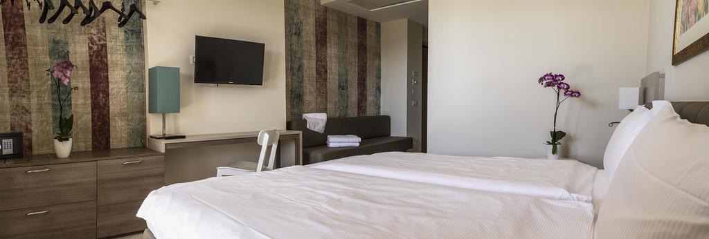 Hotel Relais Agli Olivi Λατζίζε Εξωτερικό φωτογραφία