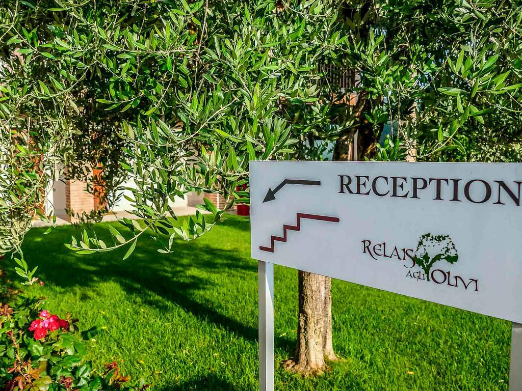 Hotel Relais Agli Olivi Λατζίζε Εξωτερικό φωτογραφία